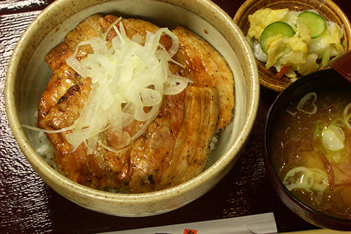 上バラ豚丼